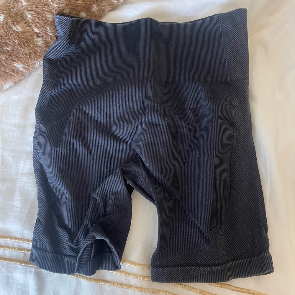Joylab biker shorts